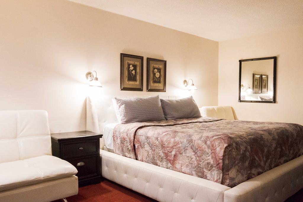 Niagara Falls Motor Lodge Стая снимка
